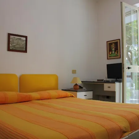Casa Mazzella ホテル 2*